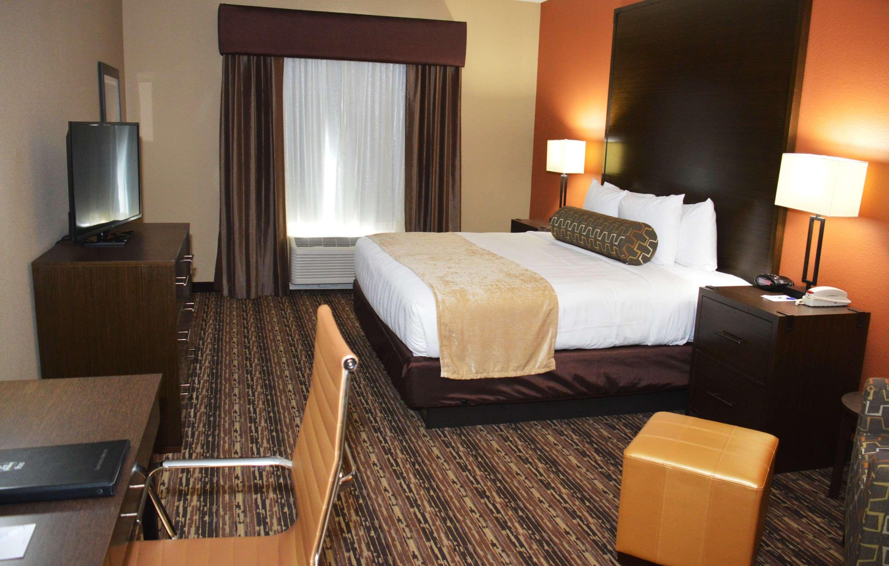 Best Western Plus Elmendorf Hotel San Antonio Hotel Extérieur photo