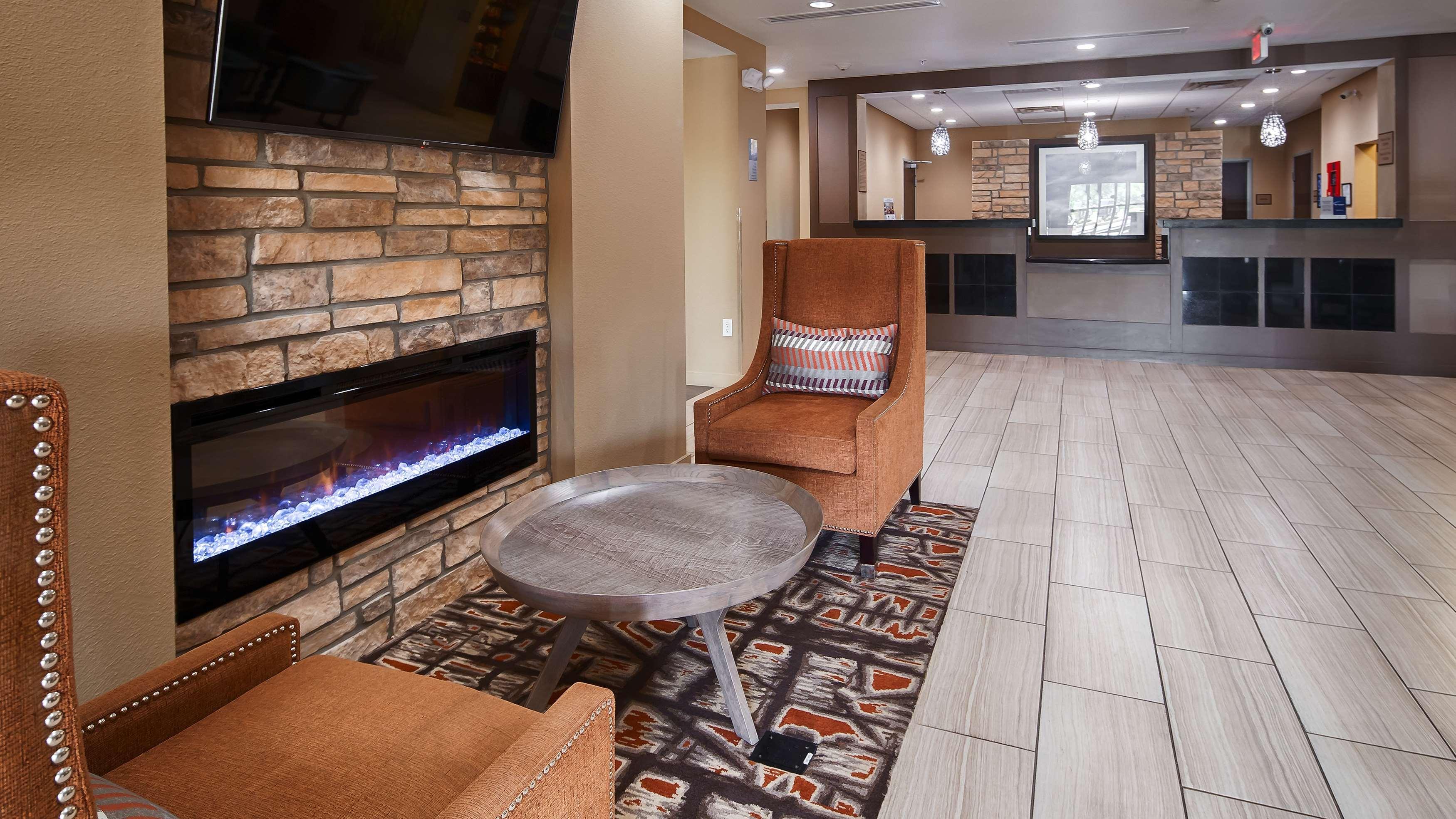 Best Western Plus Elmendorf Hotel San Antonio Hotel Extérieur photo