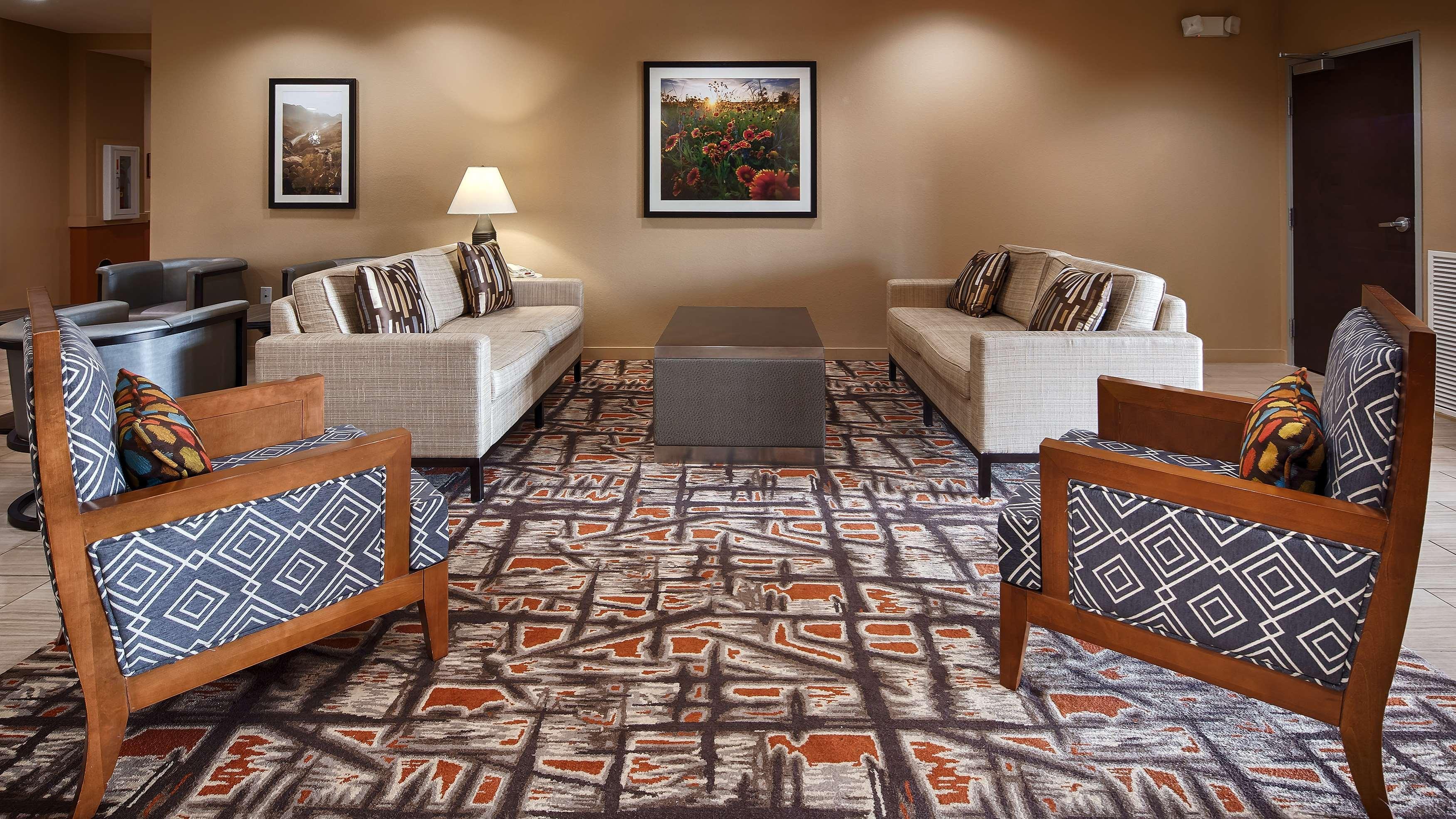 Best Western Plus Elmendorf Hotel San Antonio Hotel Extérieur photo