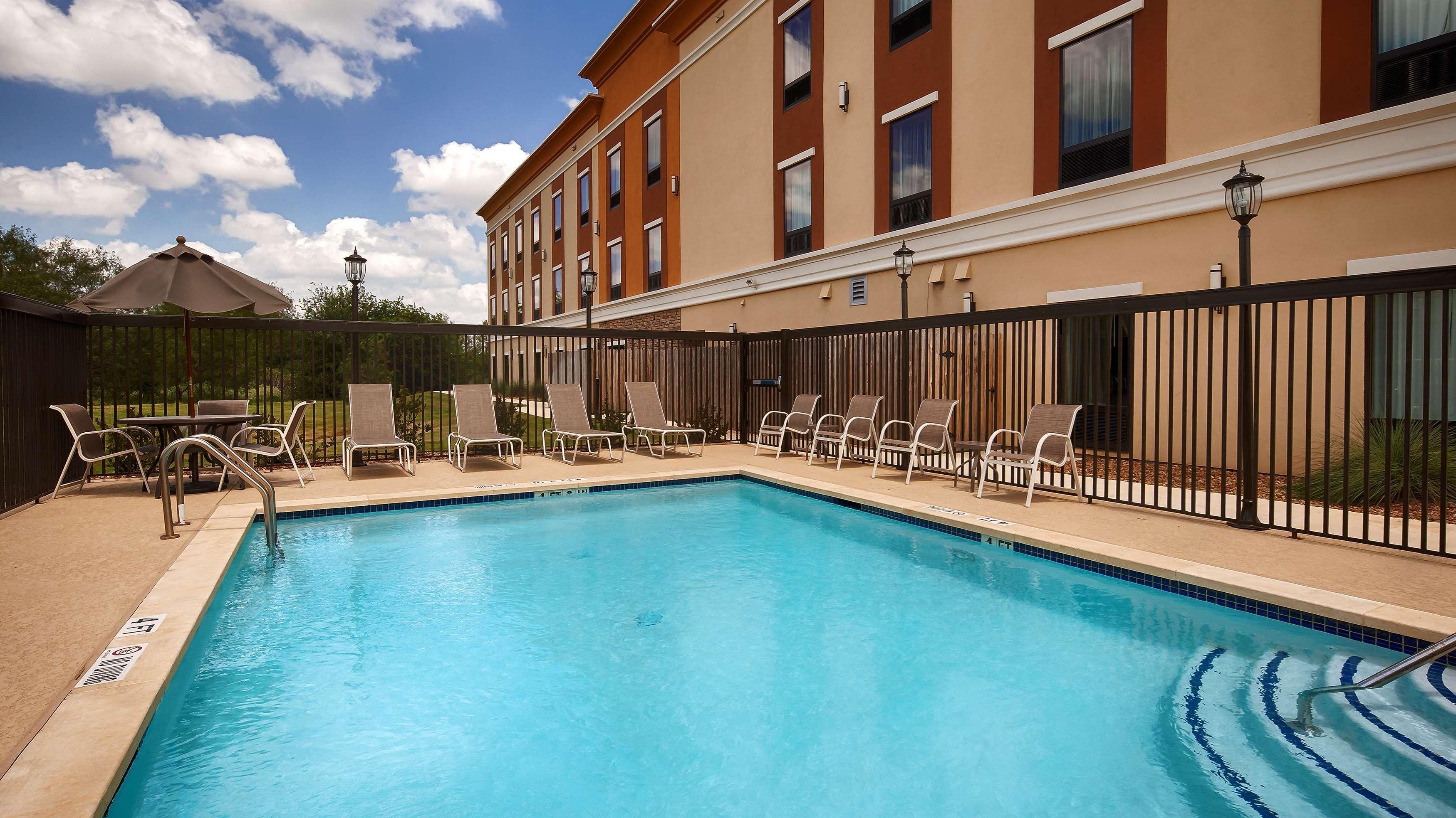 Best Western Plus Elmendorf Hotel San Antonio Hotel Extérieur photo